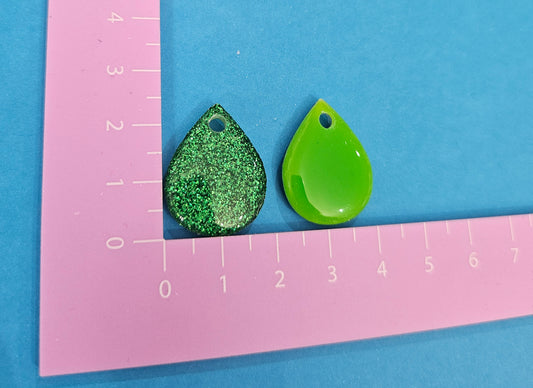 Reversible glitter small green snack